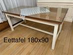 Massief tafel met glas, Huis en Inrichting, Tafels | Salontafels, Ophalen, Gebruikt, Overige houtsoorten, Landelijk