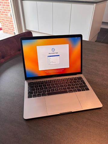 MacBook Pro 13” (2017) – 256GB SSD – Topconditie! beschikbaar voor biedingen