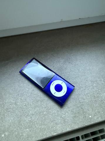 iPod Nano (Blauw)  Gebarsten Scherm beschikbaar voor biedingen