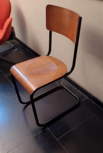 Vintage cantilever thonet stoel s43