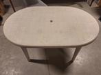 tuintafel + 3 stoelen, Ophalen, Gebruikt, Ovaal, Kunststof