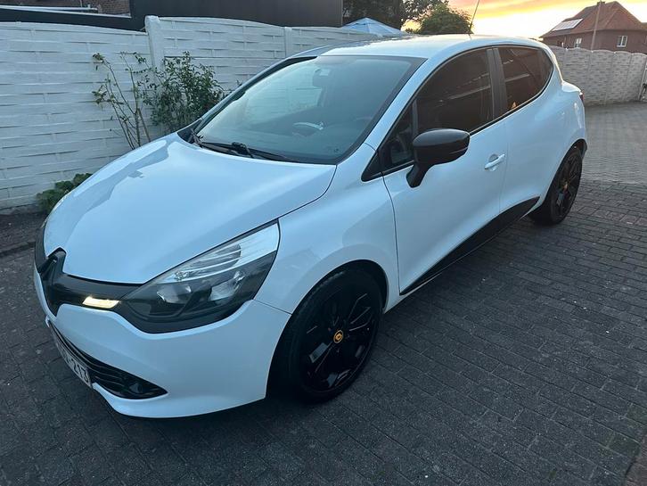 RENAULT CLIO 1.5 D RS, Auto's, Renault, Particulier, Clio, Diesel, Euro 6, Berline, 5 deurs, Handgeschakeld, Wit, Zwart, Ophalen