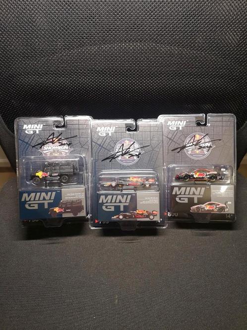 MiniGT 2024 Red Bull Showrun Taichung exclusieve set, Hobby en Vrije tijd, Modelauto's | 1:5 tot 1:12, Zo goed als nieuw, Onderdeel