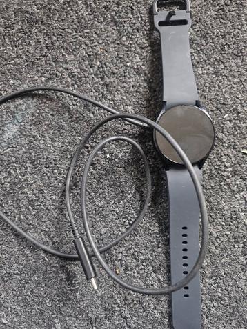 Nieuw!! Samsung galaxy smart watch 6 40 mm beschikbaar voor biedingen