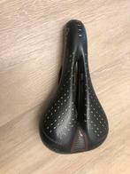 Fietszadel vrouw selle Italia gel flow, Fietsen en Brommers, Ophalen, Zo goed als nieuw, Selle Italia
