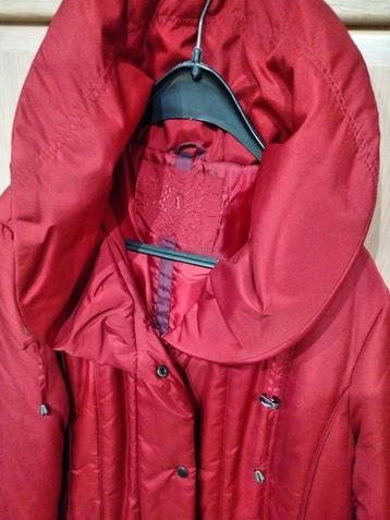 VOLSLANKE DAMESMANTELS (NIEUW) beschikbaar voor biedingen