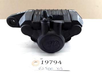 GS500 2002 - 2006 Suzuki Remklauw D1-37270 beschikbaar voor biedingen
