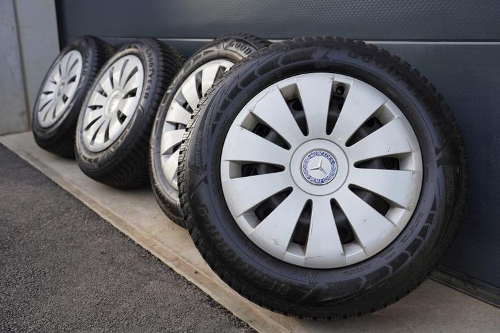 Kit hiver original pour MERCEDES CLASSE A (et autres), Auto-onderdelen, Banden en Velgen, Velg(en), Winterbanden, 15 inch, 195 mm