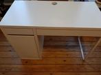 Ikea MICKE wit bureau (105x50cm), Huis en Inrichting, Bureaus, Ophalen, Gebruikt, Bureau