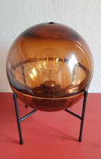 lampe de table sans fil sur une base noire, Moins de 50 cm, Enlèvement ou Envoi, Comme neuf, Verre