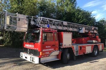 Brandweer ladderwagen Renault GF231 RIFFAUD beschikbaar voor biedingen