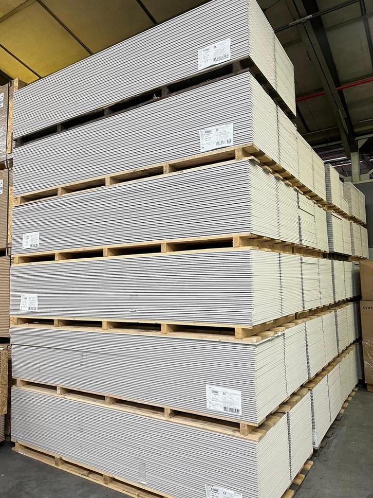 ✅ Plaque de plâtre de marque GYPROC & KNAUF à PRIX UNIQUE‼️, Doe-het-zelf en Bouw, Platen en Panelen, Hout, Ophalen