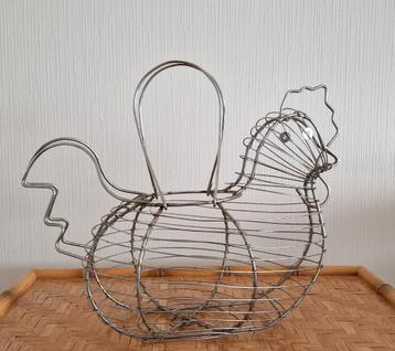 Eiermand ( kip figuur) beschikbaar voor biedingen