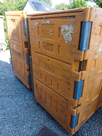 Containers, opslag, schuilplaatsen, enz. beschikbaar voor biedingen