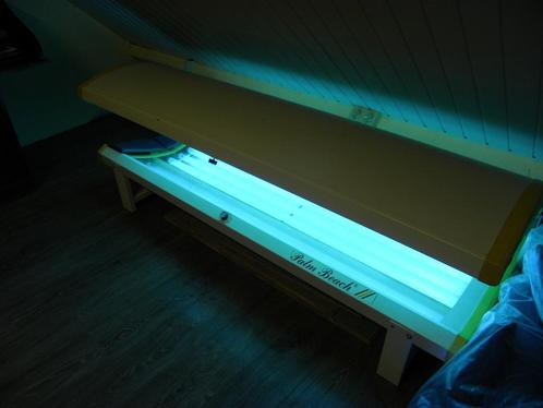 zonnebank palm beach 3 met totaal 14 lampen erin + speakers, Elektronische apparatuur, Zonnebanken en Gezichtsbruiners, Gebruikt
