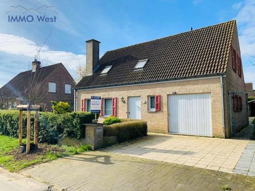 Op te frissen woning met zuidgerichte tuin, Immo, Maisons à vendre, Province de Flandre-Occidentale, 500 à 1000 m², Maison individuelle