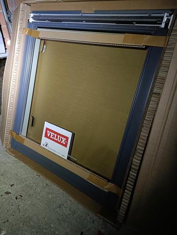 Fenêtre de toit Velux GGL SK06, Enlèvement, Comme neuf, Lucarne