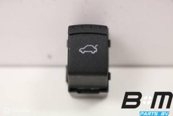 Schakelaar voor achterklep ontgrendeling VW Passat B5 beschikbaar voor biedingen