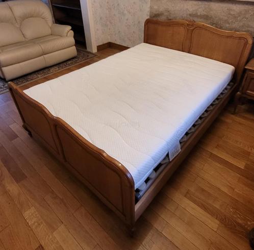 Lattenbodem en matras, Maison & Meubles, Chambre à coucher | Matelas & Sommiers, Comme neuf, Matelas, 70 cm ou moins, 200 cm, Queen size