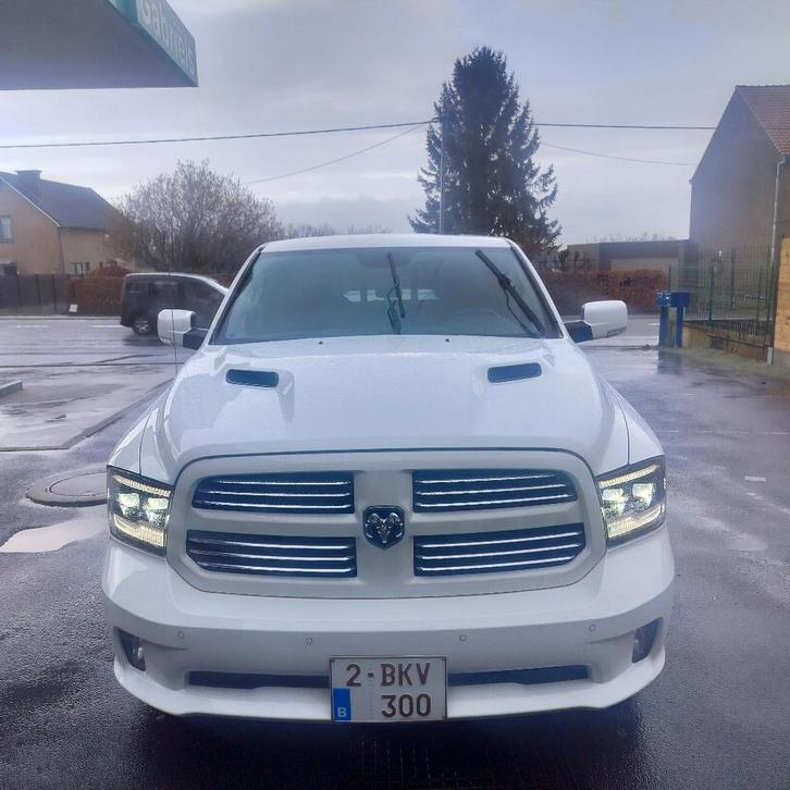 Dodge ram 1500 goede staat, Autos, Dodge, Particulier, RAM 1500, LPG, Euro 5, Automatique, Blanc, Noir, Cuir, Enlèvement