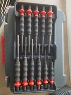 Facom doorslagen / pendrijvers, Enlèvement