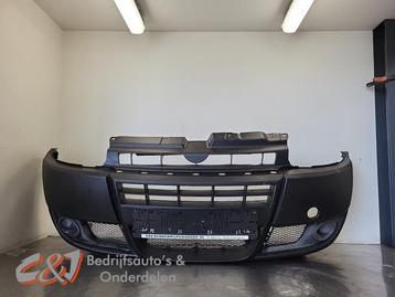 Voorbumper van een Fiat Doblo (XXXXXXXX) beschikbaar voor biedingen