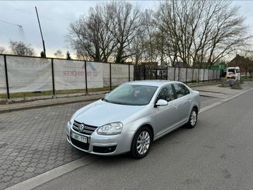 Volkswagen Jetta 1.4 TSI Benzine! Automaat! 94000km! Airco! beschikbaar voor biedingen