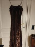 Robe de soirée, Enlèvement