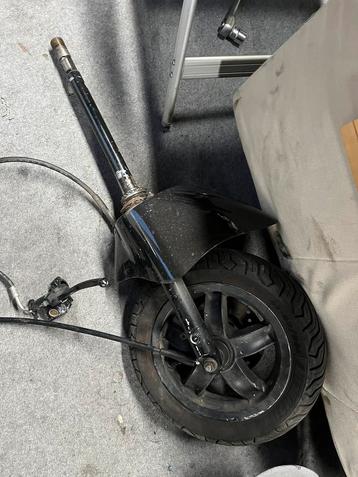 Piaggio zip voorvork compleet  beschikbaar voor biedingen