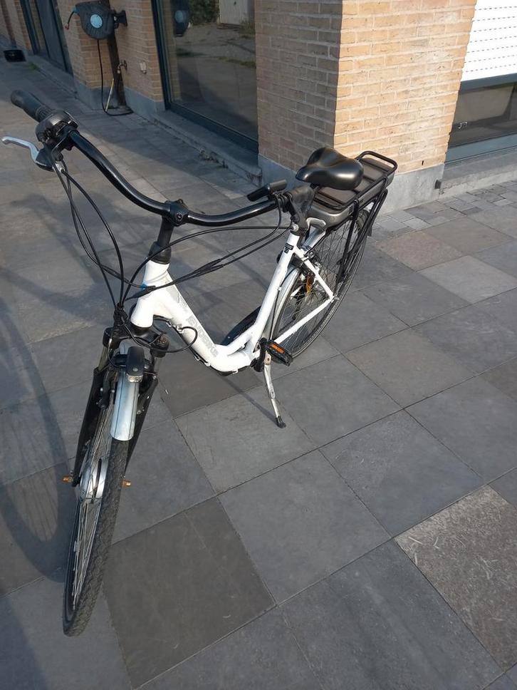 Elektrische fiets, Fietsen en Brommers, Fietsen | Dames | Omafietsen, Gebruikt, Ophalen