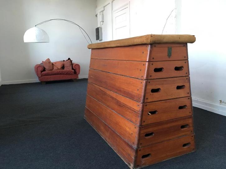 Vintage plint - authentiek turntoestel, Antiek en Kunst, Curiosa en Brocante, Ophalen