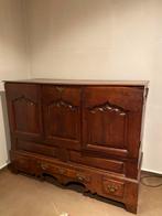 Antieke linnenkast, Ophalen