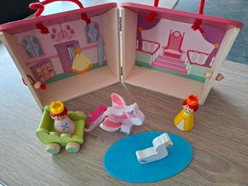 Houten draagbaar prinsessen huisje beschikbaar voor biedingen