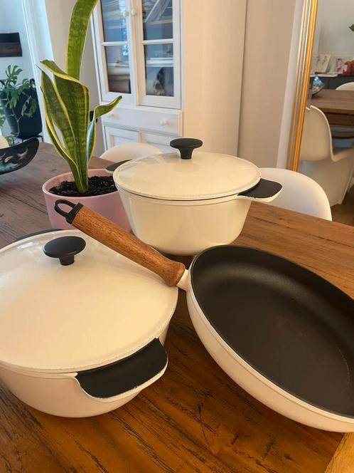 Gietijzeren kookpotten en pan, Huis en Inrichting, Keuken | Potten en Pannen, Zo goed als nieuw, Gietijzer, Ophalen