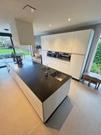 Moderne keuken met eiland & toestellen, Ophalen, Gebruikt, Wit, Overige typen