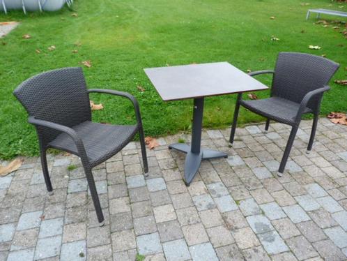 Bistro set - plooitafel + 2 wicker stoelen !, Tuin en Terras, Tuintafels, Zo goed als nieuw, Wicker, Ophalen