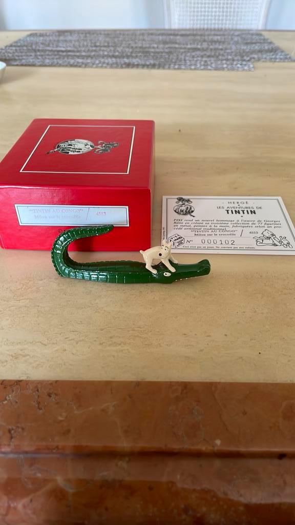 Tintin Pixi 4553 Milou suf le crocodile, Verzamelen, Stripfiguren, Zo goed als nieuw, Kuifje, Ophalen of Verzenden