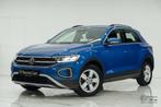 Volkswagen T-Roc 1,5 TSI DSG! Camera, Cruise, Zetelverwarmin, Auto's, 149 pk, 4 cilinders, Blauw, Leder