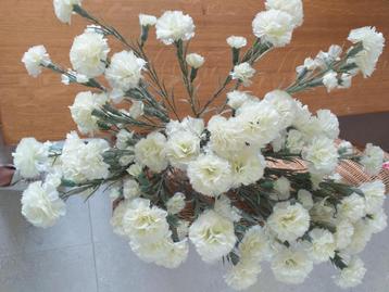 Magnifique bouquet d'oeillets artificiels