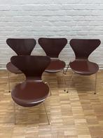 4 x Fritz Hansen vlinderstoel bruin Arne Jacobsen, Huis en Inrichting, Ophalen, Design klassieker, Gebruikt, Bruin