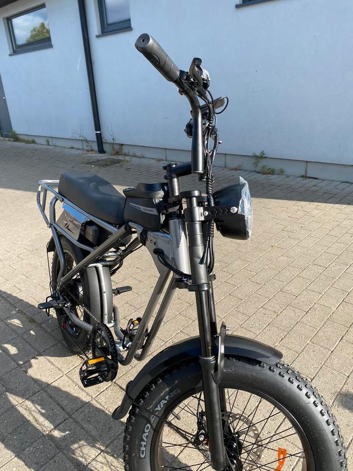 Elektrische Fatbike (GLOEDNIEUW IN DOOS), Fietsen en Brommers, Elektrische fietsen, Zo goed als nieuw, Ophalen of Verzenden
