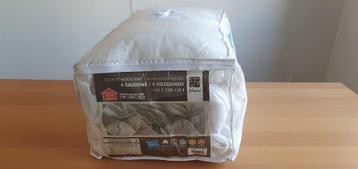 4 seizoenen donsdeken polyester nieuwstaat 140x200 beschikbaar voor biedingen