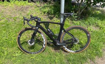 Pinarello Prince, Ultegra Di2, schijfremmen beschikbaar voor biedingen