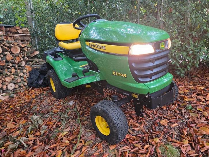 John Deere X300r   49.9uren  zeer goede staat kawasaki, Tuin en Terras, Zitmaaiers, Gebruikt, Ophalen
