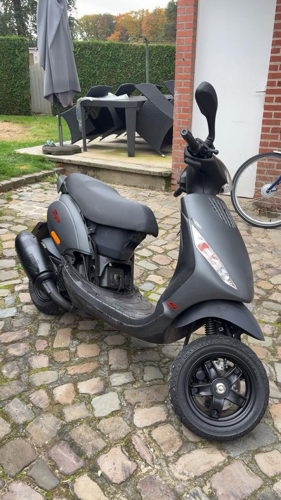 Zip 125, Fietsen en Brommers, Brommeronderdelen | Scooters, Zo goed als nieuw, Ophalen