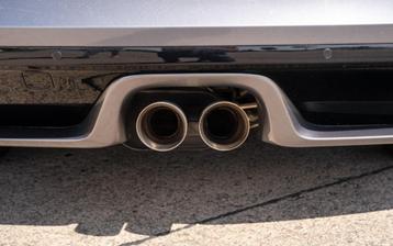 Dubbele uitlaat Jaguar F-Type beschikbaar voor biedingen