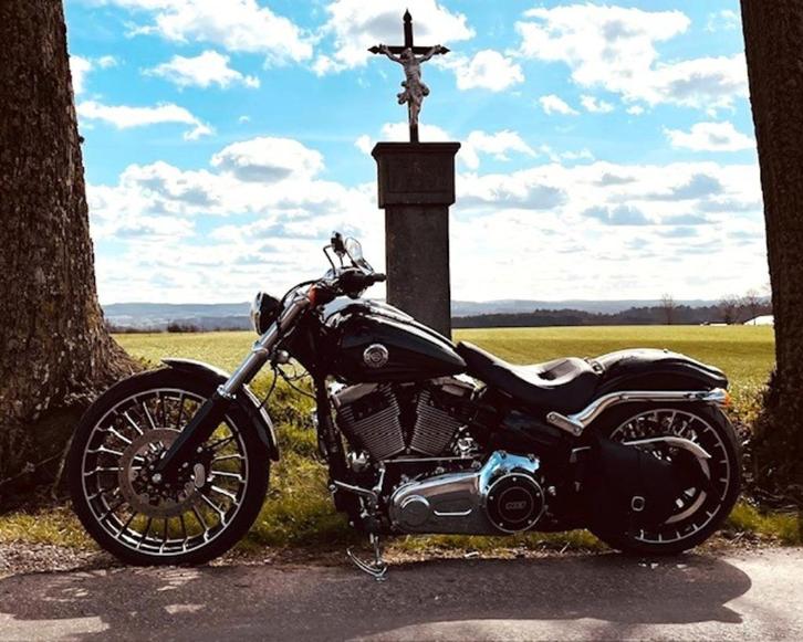 Breakout in topstaat, Motoren, Motoren | Harley-Davidson, Particulier, Chopper, meer dan 35 kW, Ophalen