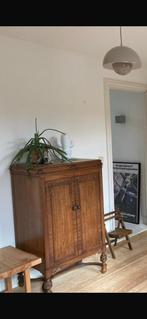 Oude houten kast., Antiek en Kunst, Ophalen