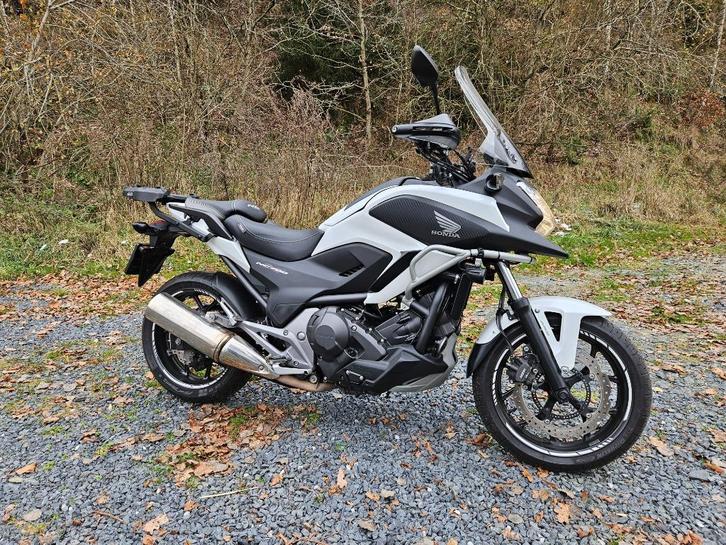 HONDA NC 700, Motoren, Motoren | Honda, Particulier, Toermotor, meer dan 35 kW, 2 cilinders, Minimaal motorrijbewijs A2, Ophalen of Verzenden