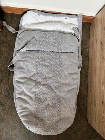 Voetenzak first beschikbaar voor biedingen